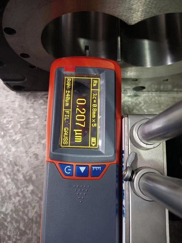 높은 닦은 마무리 진압 스크루 배럴 높은 부패 진압 부품 착용 저항